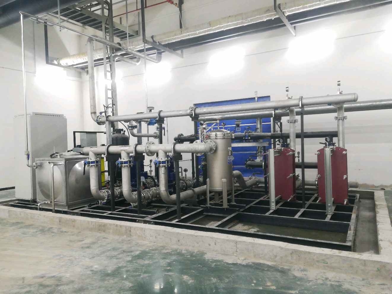 O . 某工藝水冷卻機組-2 - 艾克森換熱器案例圖片